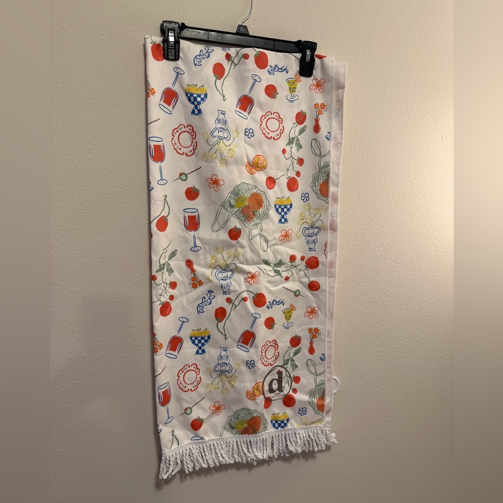 Dippin Daisys Fruit & Wine Patterned Towel